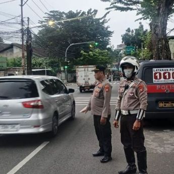 Alphard Kena Ditilang saat Operasi Patuh di Makassar, Ternyata Nunggak Pajak Rp40 Juta
