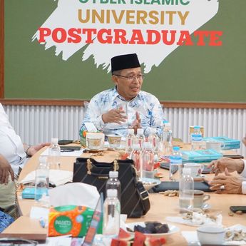 Bedah Buku “Fikih Zakat Progresif” di UIN Siber Cirebon: Dorong Zakat sebagai Instrumen Keadilan Sosial