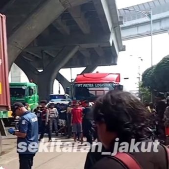 Penumpang Ojek Online Tewas Terlindas Truk di Tanjung Priok