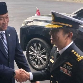 Menhan Jalin Kerja Sama Pertahanan dengan Militer Singapura, Bahas  Keamanan Siber