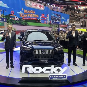 Daihatsu Perkenalkan Rocky e-Smart Hybrid di GIIAS 2025, Harga Masih Rahasia