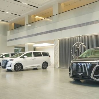 DENZA Hadirkan Pengalaman Premium Terintegrasi Melalui Showroom Berkelas