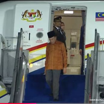 PM Malaysia Anwar Ibrahim Tiba di Jakarta untuk Bertemu dengan Prabowo