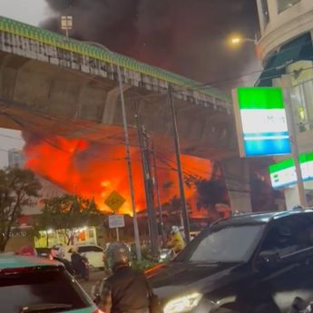 Kebakaran Pasar Taman Puring Hanguskan 500 Kios Pedagang
