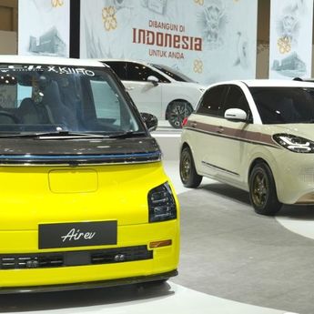 Mobil Listrik Wuling Hasil Personalisasi Konsumen Meriahkan Booth Wuling di GIIAS 2025