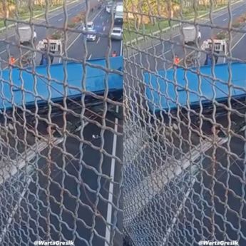VIDEO: Kecelakaan Mengerikan Bus Pariwisata di Tol Kebomas