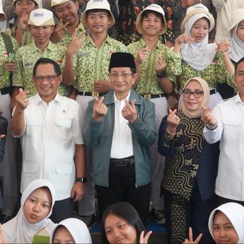 Menag Ingatkan Anak di Era Digital: Jangan Sampai HP Jadi Jalan Masuk Iblis
