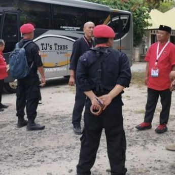 Kader PDIP Berkumpul di Bali Pakai Tanda Pengenal Bertuliskan Kongres