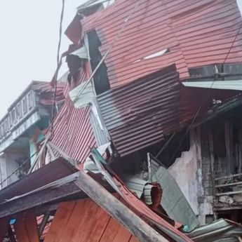 Puluhan Rumah di Kerinci Rusak Berat Disapu Angin Puting Beliung