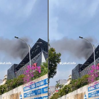 Ruko di Mall Mangga Dua Square Kebakaran Hebat Pagi Ini