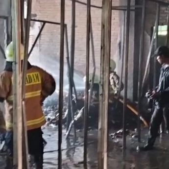 Kebakaran di Mal Mangga Dua Square: 4 Orang Alami Luka Ringan