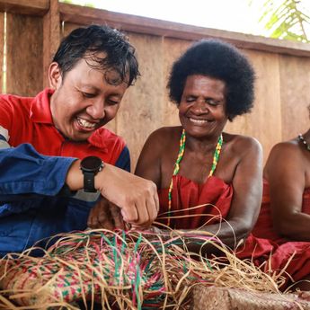 Kiprah Pertamina ke Pelosok Negeri, Bangun Kampung Adat Malasigi Papua jadi Berdikari Energi