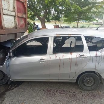 Minibus Tabrak Truk di Tanjung Priok, 3 Orang Luka Serius