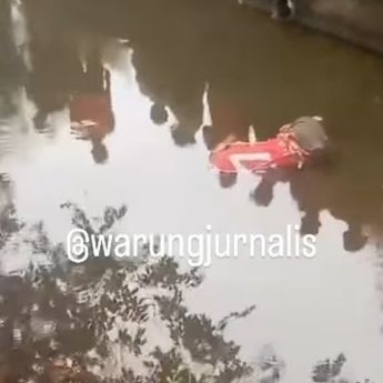 Polisi Selidiki Mayat di Kali Belakang Emporium Mall Pluit
