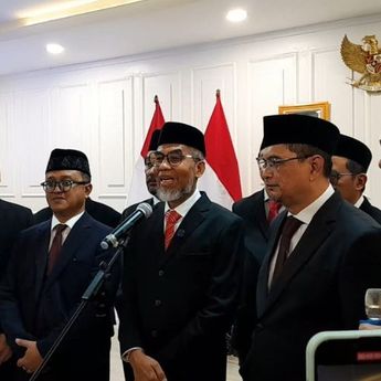 Terpopuler: Bakal Ada Perwakilan LMKN Tiap Daerah, Penjualan Emas Melonjak