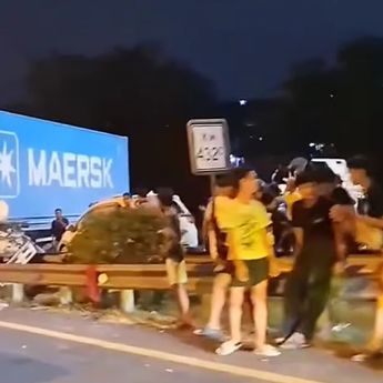 Kecelakaan Beruntun Mengerikan di Tol dalam Semarang, Bus Ringsek Parah