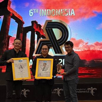 Wuling Motors Raih 2 Penghargaan di Ajang "6th Indonesia Public Relations Summit 2025"