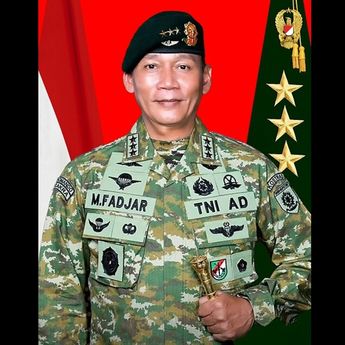 Pangkostrad jadi Komandan Upacara Kehormatan Militer di Batujajar