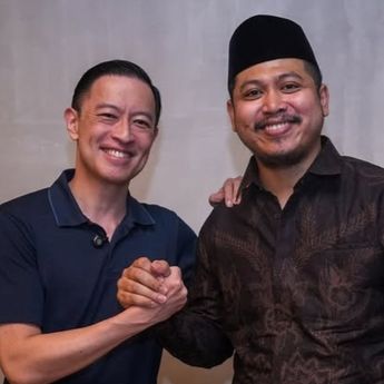 Tretan Muslim Pamer Foto Bareng Tom Lembong: Circle Nyasar