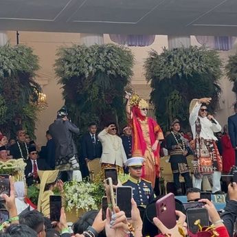 Lagu "Tabola Bale" Meriahkan Istana Merdeka, Prabowo Ikut Bergoyang