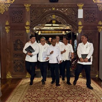 Prabowo Kumpulkan Menteri di Hambalang Bahas Penertiban Kawasan Hutan dan Tambang Ilegal