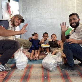 BAZNAS RI Bersama Tempo Scan Distribusikan 4.600 Porsi Makanan Siap Saji di Gaza