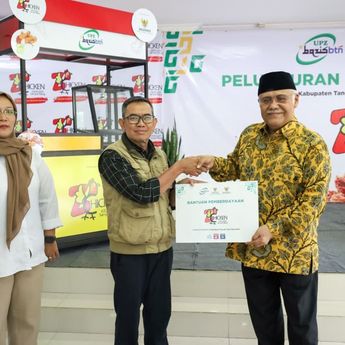BAZNAS Salurkan Bantuan Program ZChicken untuk Mustahik di Tangerang