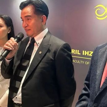 Yusril Persilakan Masyarakat Sampaikan Aspirasi Saat Demo di DPR