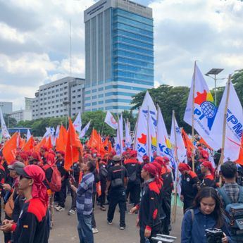 Puan Terima Perwakilan Massa Buruh yang Demo DPR