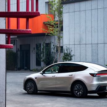 Tesla China Lembur Demi Percepat Pengiriman Model YL yang Laris Manis