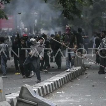 Pemprov DKI Pastikan KJP Tak Dicabut Meski Siswa Ikut Unjuk Rasa