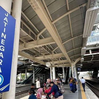 KAI Terapkan Pemberhentian Kereta Api di Stasiun Jatinegara hingga 2 September