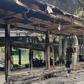 Pelaku Pembakar Halte Transjakarta di Senayan Ditangkap Polisi