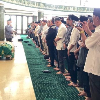 Arif Budimanta Meninggal di RS EMC Pulomas Dini Hari Tadi