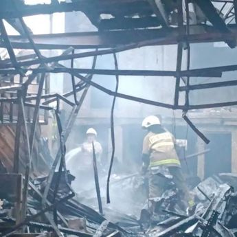 Kerugian Kebakaran Food Court di Fatmawati Raya Jaksel Capai Rp1,2 Miliar