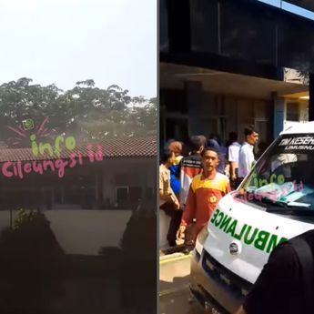 Atap Gedung Sekolah SMKN 1 Cileungsi Ambruk Timpa Puluhan Siswa