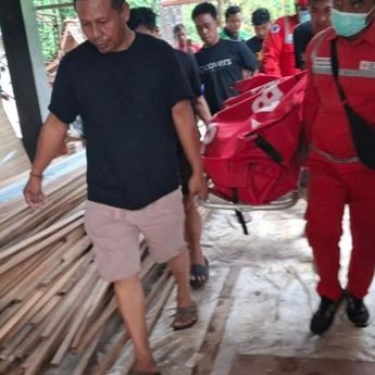 Polisi: Pasutri Terseret Banjir di Kuta Utara, Istri Meninggal Dunia