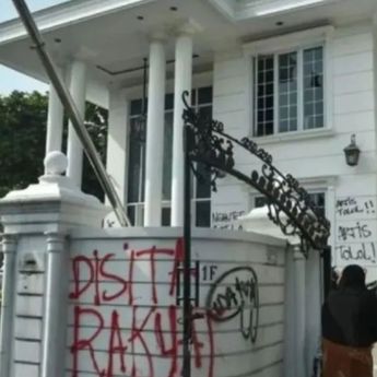 Anak di Bawah Umur Ikut Terlibat Penjarahan di Rumah Uya Kuya, Curi Kucing dan Sofa