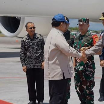 Prabowo Tiba di Bali Usai Kunjungan ke Timur Tengah, Tinjau Dampak Banjir di Denpasar