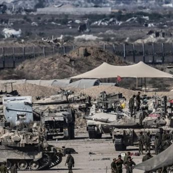 Makin Beringas, Israel Luncurkan Serangan Darat ke Kota Gaza