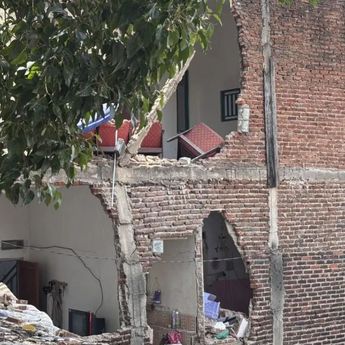 Ledakan Tabung Elpiji di Bandung Hancurkan Dua Rumah, Warga Alami Luka Berat