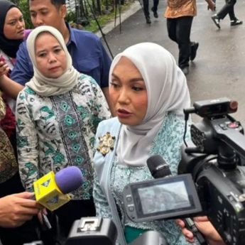 Prabowo Lantik Farida Farichah sebagai Wakil Menteri Koperasi