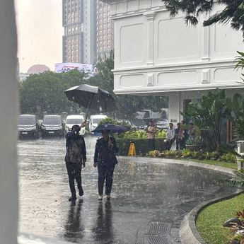 Dirjen Teknodigi Mira Tayyiba Sambangi Istana di Tengah Isu Reshuffle