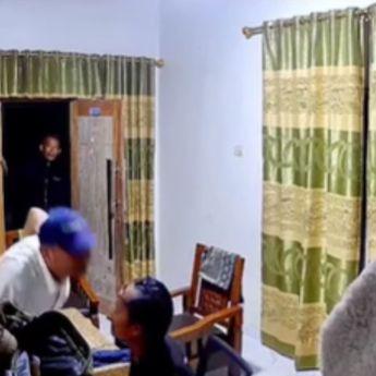 Beredar Video Mantan Anggota DPRD Pesawaran Aniaya Wartawan