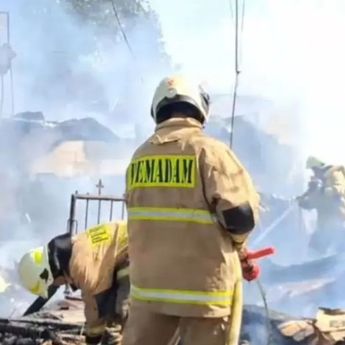 Kebakaran Rumah di Cakung Gegara Cekcok, Rumah Dibakar Suami dan Kini Kabur