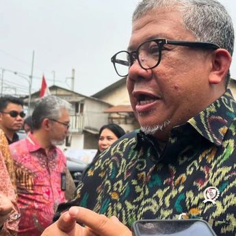 Wamen Fahri Hamzah Siap Patuhi Putusan MK Soal Larangan Rangkap Jabatan