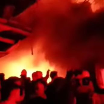 Kebakaran Hebat Hantam Rumah di Jalan Cakung