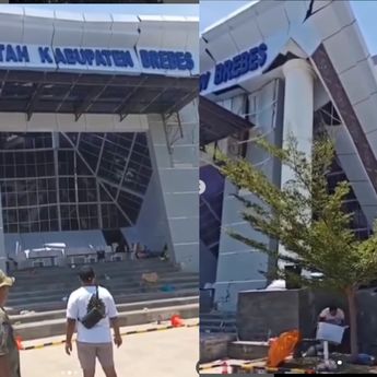 VIDEO: Atap  Kantor Pemerintahan Terpadu Brebes Senilai Rp120 M Tiba-tiba Ambruk