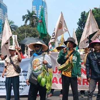 Seribuan Petani Gelar Aksi di Kawasan Patung Kuda
