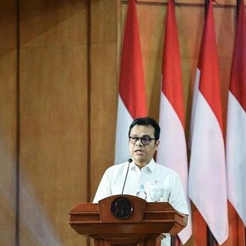 Wamenkomdigi Soroti Potensi Pemanfaatan AI di Perguruan Tinggi